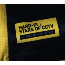 Hombre Brentford 2025/26 Camiseta Especial Hard-Fi CCTV Hombre Brentford 2025/26 Camiseta Especial Hard-Fi CCTV