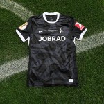 Camiseta de visitante SC Freiburg 2025/26 Copa DFB Semifinal – Niño Camiseta de visitante SC Freiburg 2025/26 Copa DFB Semifinal – Niño