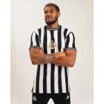 Camiseta Retro Local Newcastle United 1974 Hombre Camiseta Retro Local Newcastle United 1974 Hombre