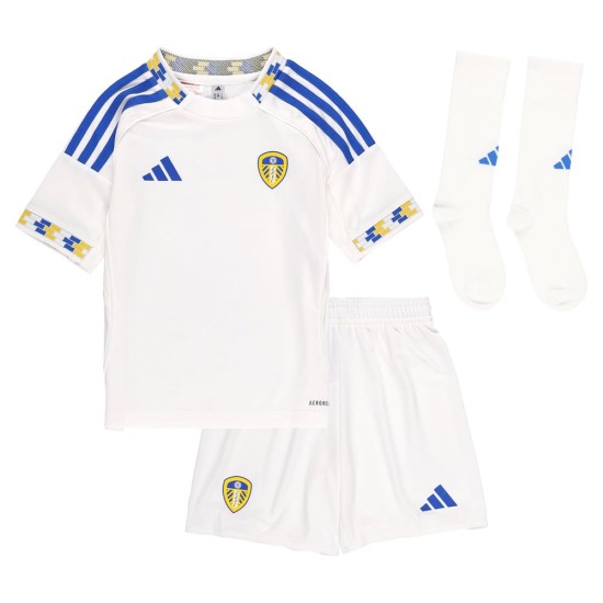 Kit local Niño Leeds United 2025/26 Kit local Niño Leeds United 2025/26